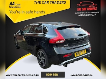 Used Volvo V40 2018 for sale - 76972535: Photo