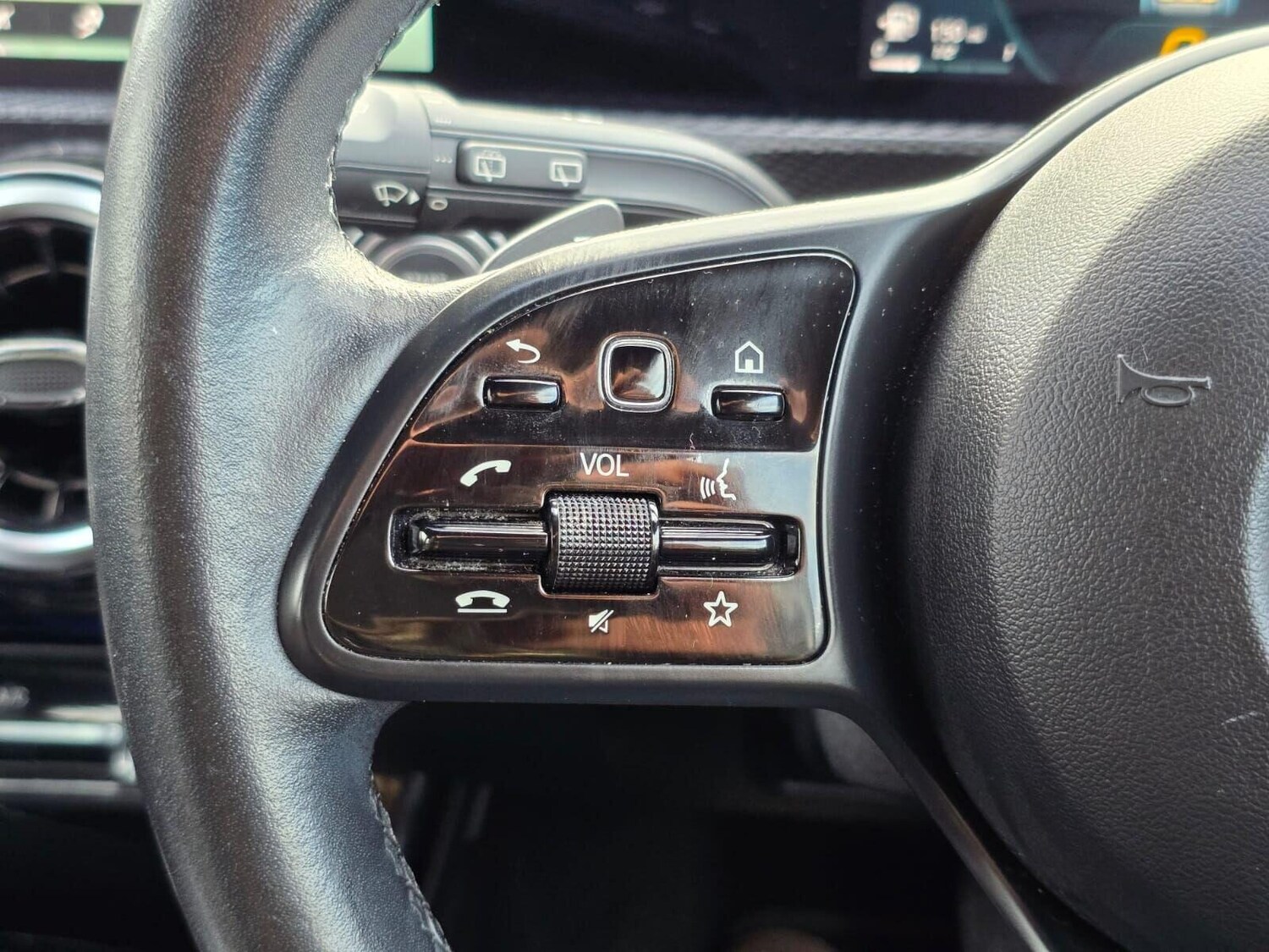 Used Mercedes-Benz A-Class 2018 for sale - 77365461: Photo 27