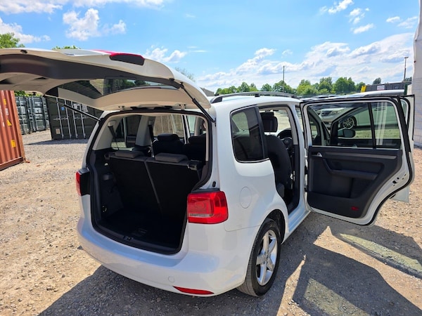 Used Volkswagen Touran 2014 for sale - 75053983: Photo 17