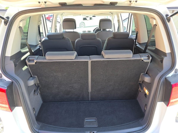 Used Volkswagen Touran 2014 for sale - 75053983: Photo 38