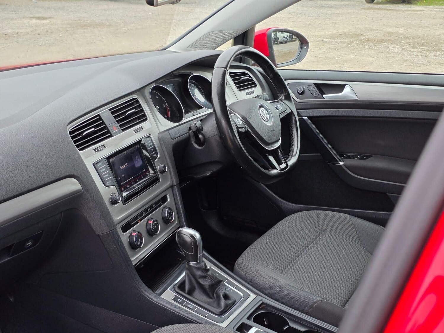 Used Volkswagen Golf 2014 for sale - 76273629: Photo 26