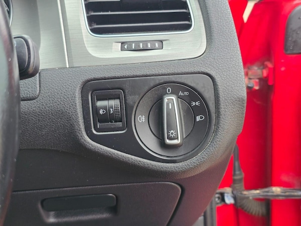 Used Volkswagen Golf 2014 for sale - 76273629: Photo 32
