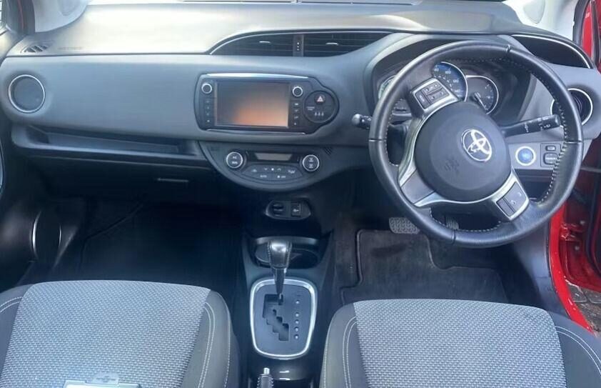 Used Toyota Yaris 2015 for sale - 77055991: Photo 5