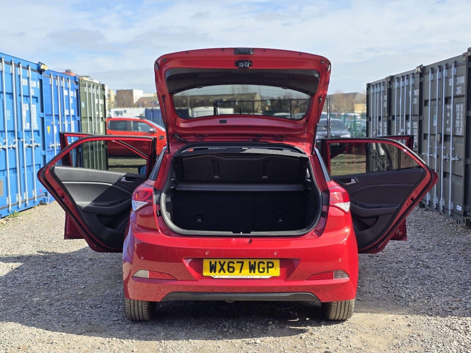 Used Hyundai i20 2018 for sale - 77628883: Photo 53