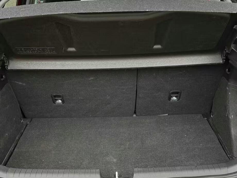 Used Hyundai i20 2018 for sale - 77628883: Photo 9