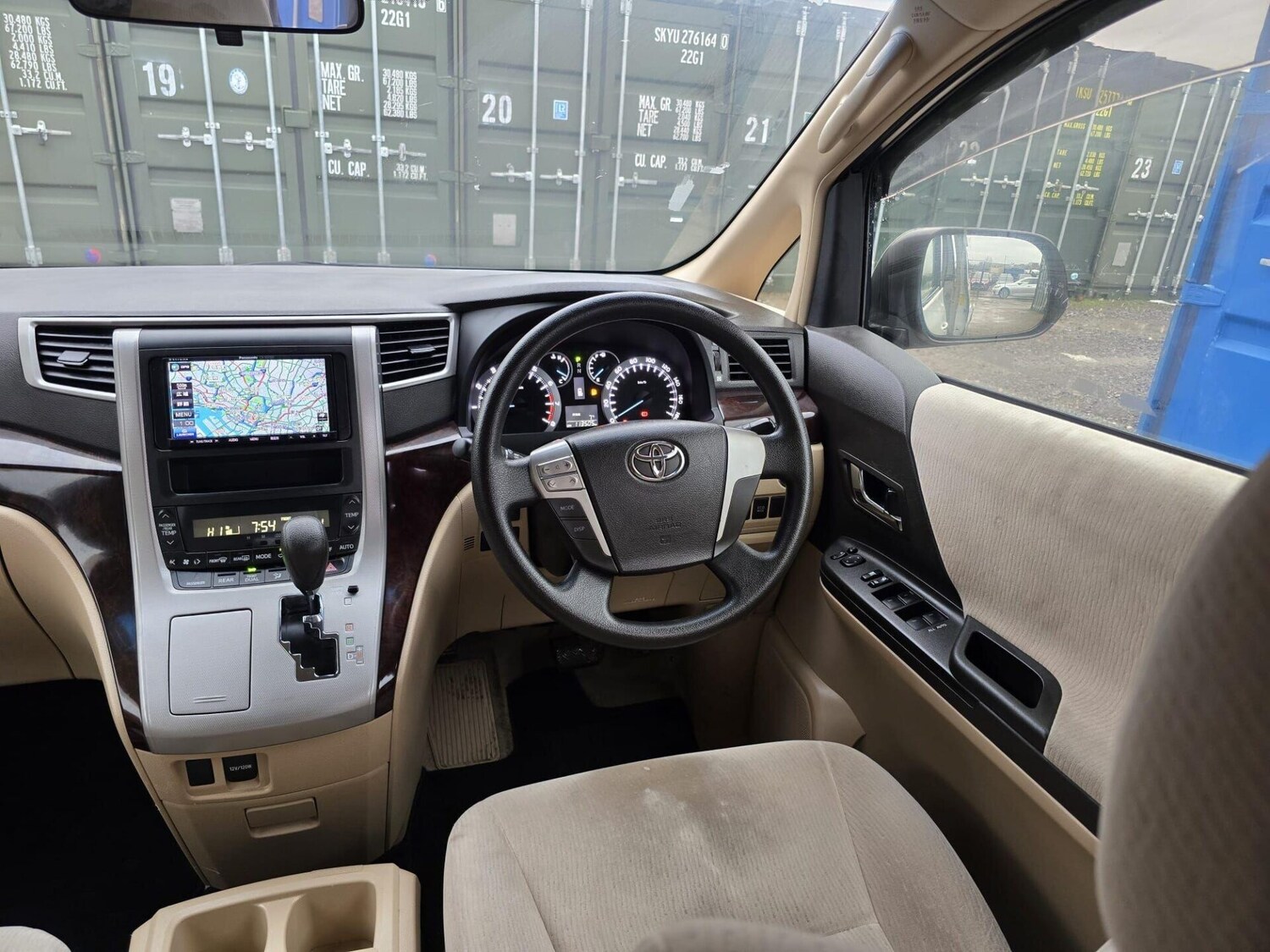 Used Toyota Alphard 2014 for sale - 77582422: Photo 17