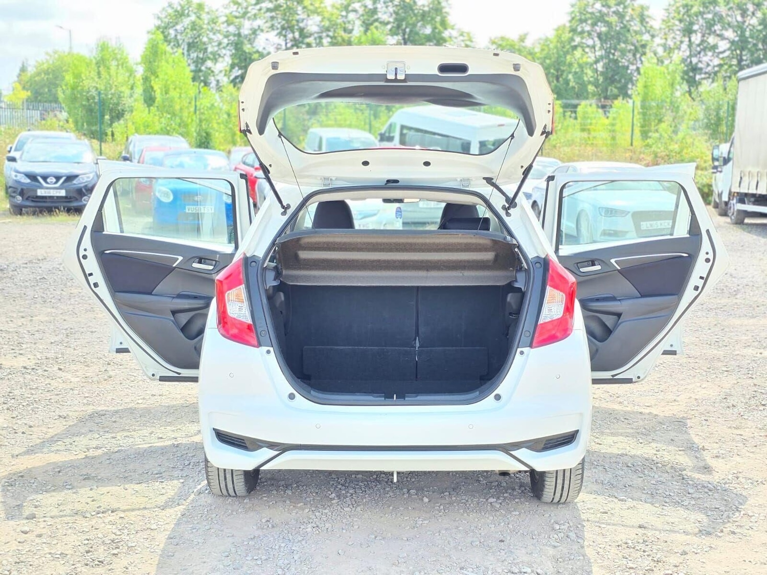 Vehicle 29