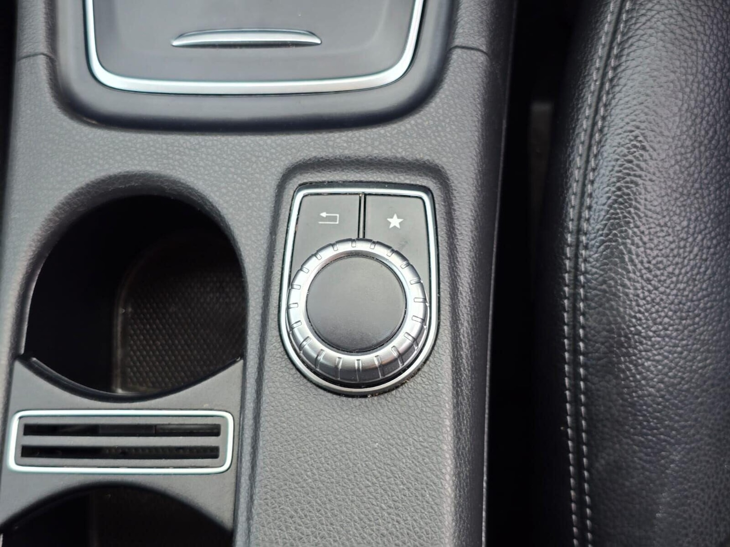 Used Mercedes-Benz A-Class 2016 for sale - 76148711: Photo 29