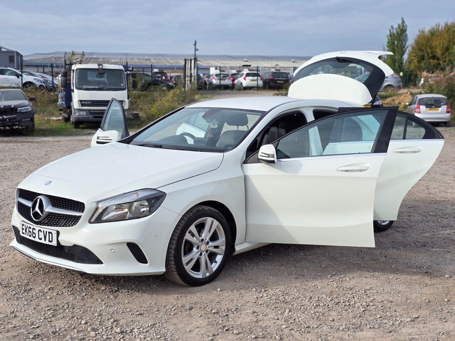 Used Mercedes-Benz A-Class 2016 for sale - 76148711: Photo 8