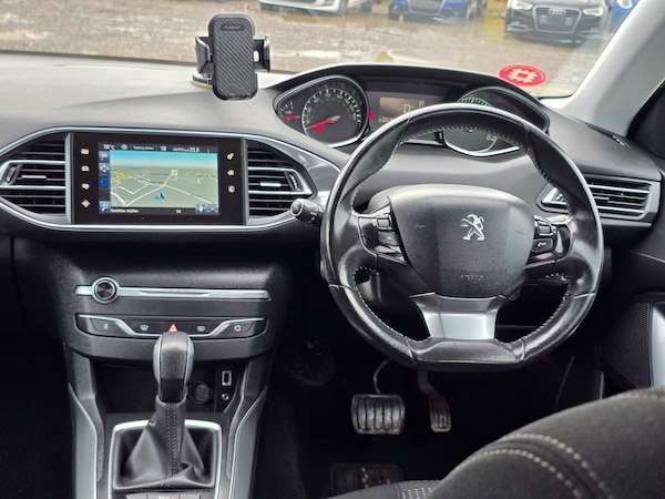 Used Peugeot 308 2015 for sale - 75529295: Photo 24
