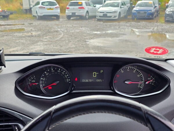 Used Peugeot 308 2015 for sale - 75529295: Photo 36