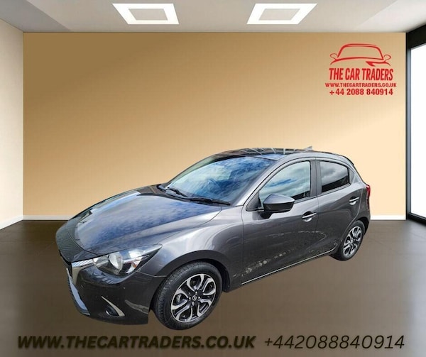Used Mazda Mazda2 2018 for sale - 76288731: Photo 2
