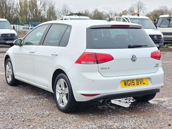 Used Volkswagen Golf 2015 for sale - 78907027: Photo