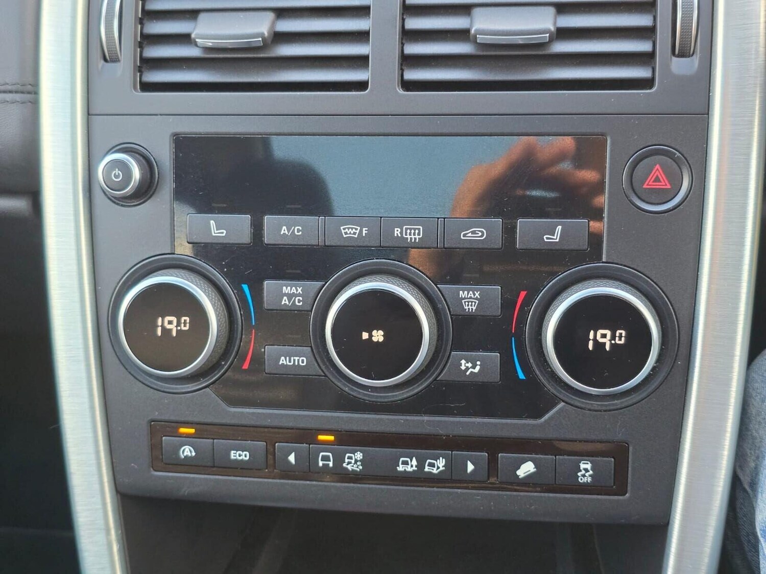 Used Land Rover Discovery Sport 2015 for sale - 76368792: Photo 35