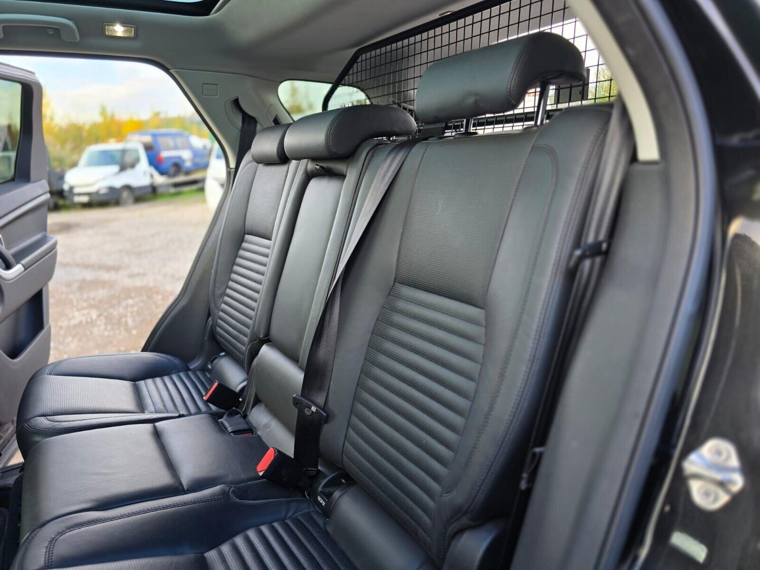 Used Land Rover Discovery Sport 2015 for sale - 76368792: Photo 40