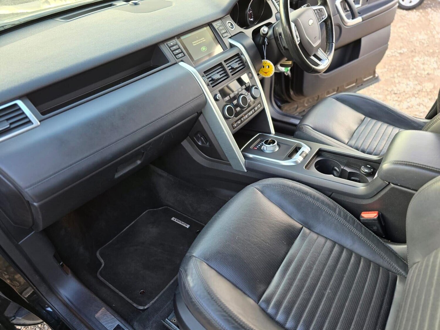 Used Land Rover Discovery Sport 2015 for sale - 76368792: Photo 62