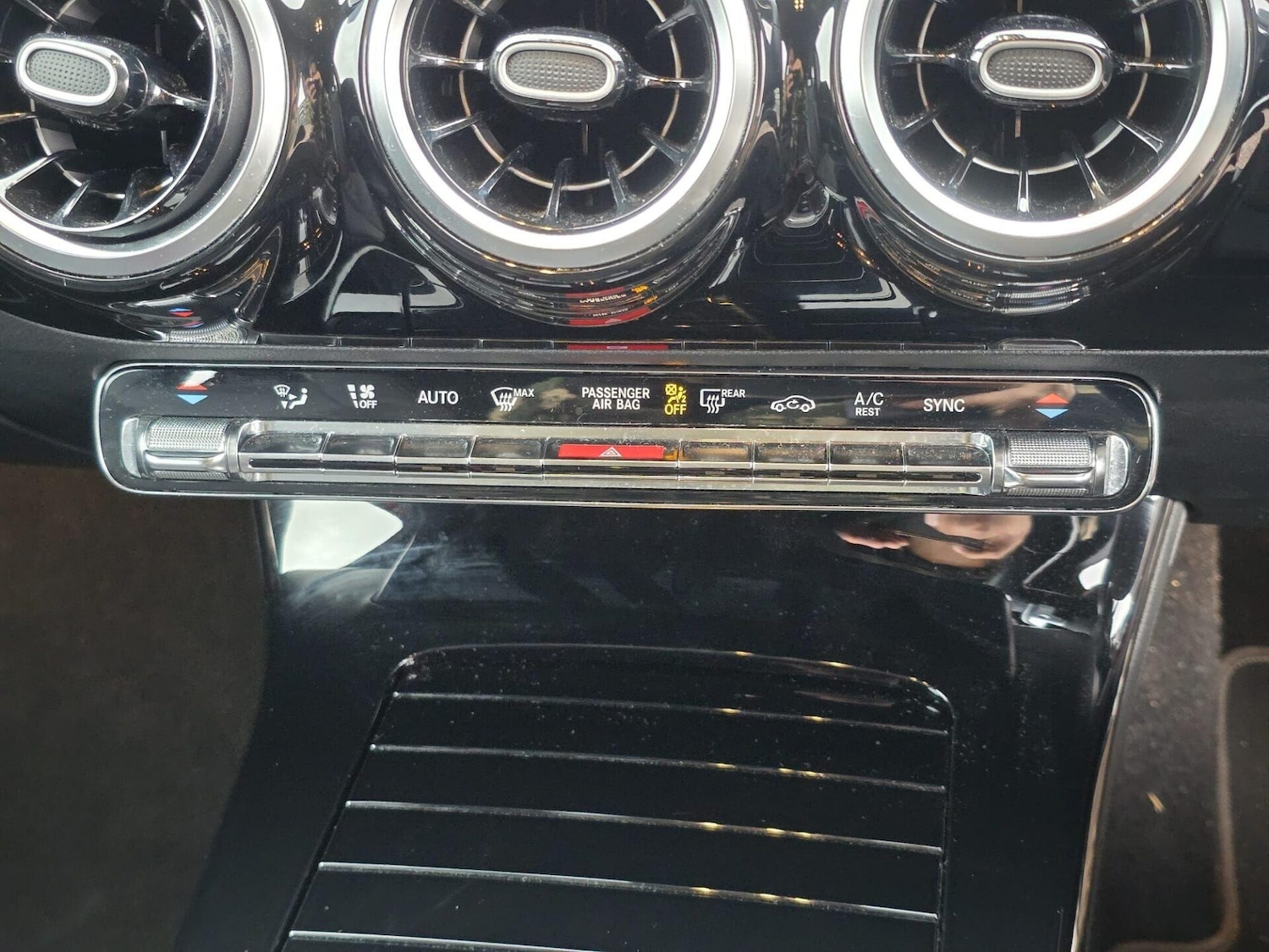 Used Mercedes-Benz A-Class 2018 for sale - 77272448: Photo 59