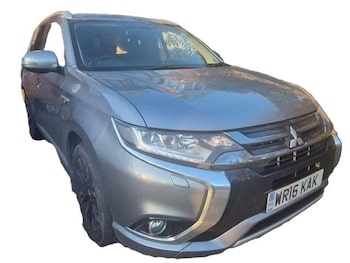 Used Mitsubishi Outlander 2016 for sale - 77905689: Photo