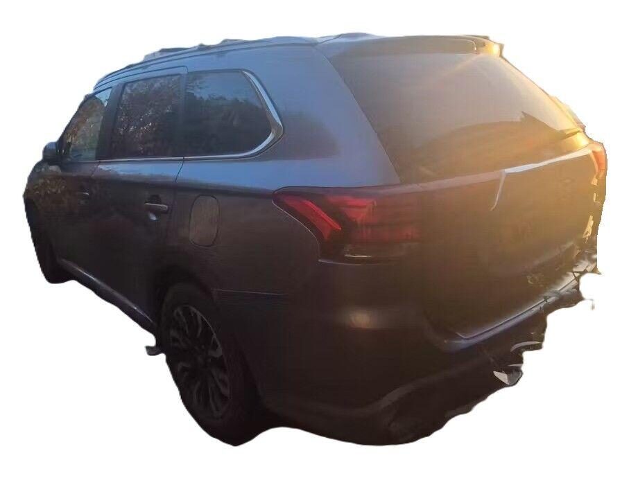 Used Mitsubishi Outlander 2016 for sale - 77905689: Photo 4