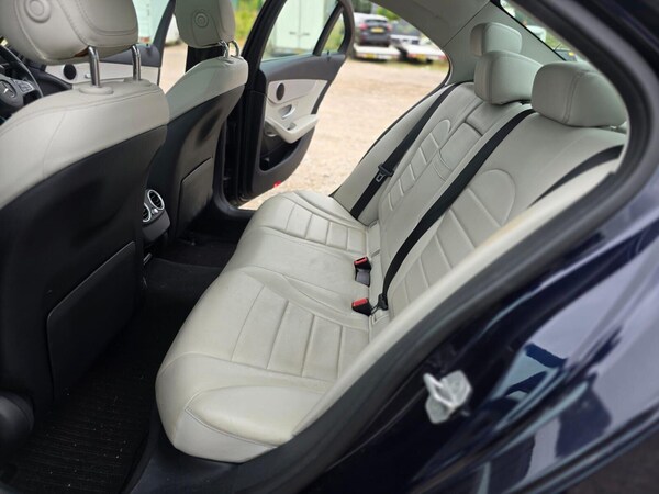 Used Mercedes-Benz C-Class 2015 for sale - 75260768: Photo 10