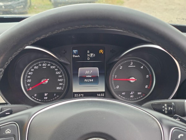 Used Mercedes-Benz C-Class 2015 for sale - 75260768: Photo 16
