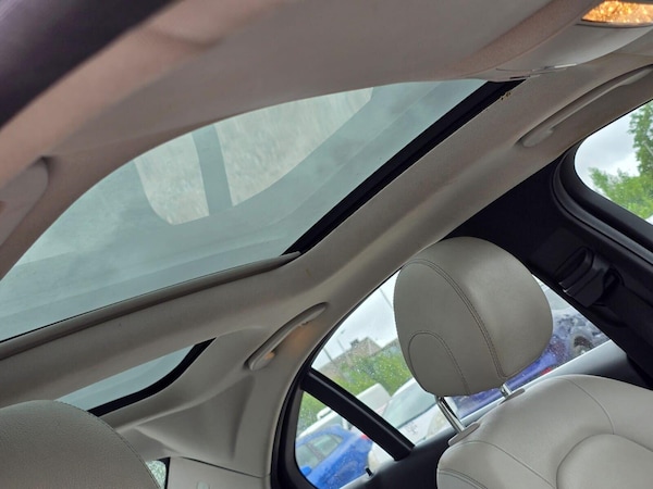 Used Mercedes-Benz C-Class 2015 for sale - 75260768: Photo 17