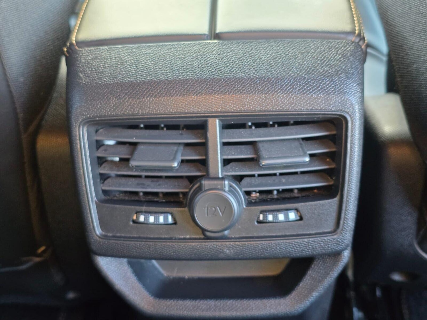 Used Peugeot 3008 2018 for sale - 76931145: Photo 32