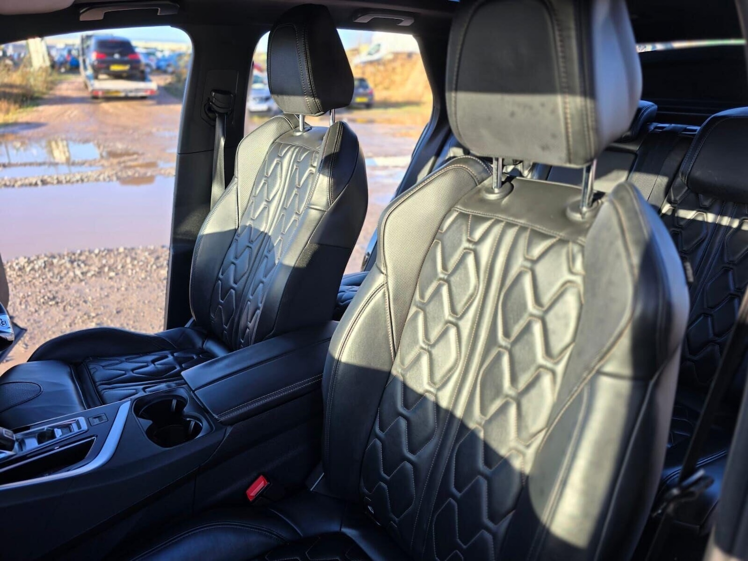 Used Peugeot 3008 2018 for sale - 76931145: Photo 42