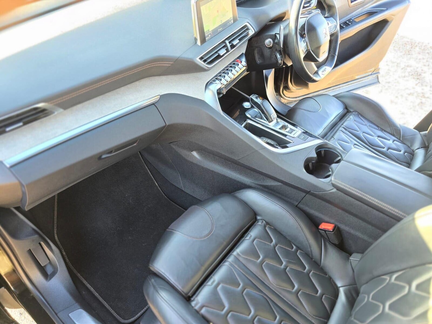 Used Peugeot 3008 2018 for sale - 76931145: Photo 62