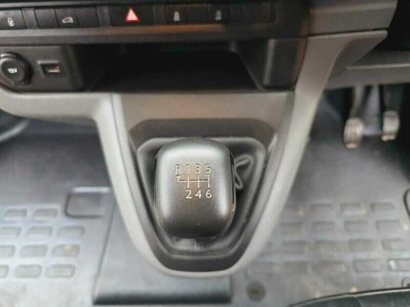 Used Vauxhall Vivaro 2019 for sale - 76859935: Photo 25