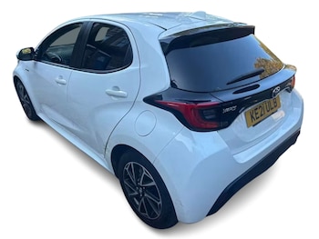 Used Toyota Yaris 2021 for sale - 79461079: Photo