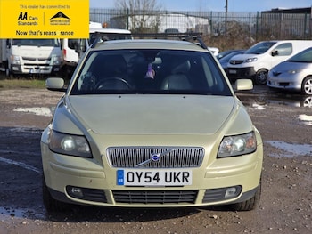Used Volvo V50 2004 for sale - 77764175: Photo