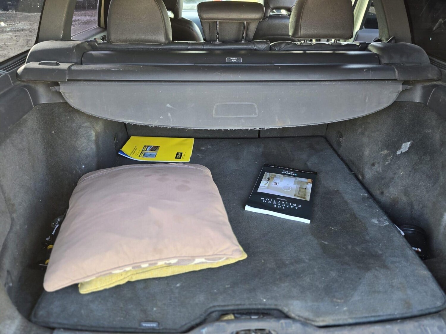 Used Volvo V50 2004 for sale - 77764175: Photo 31