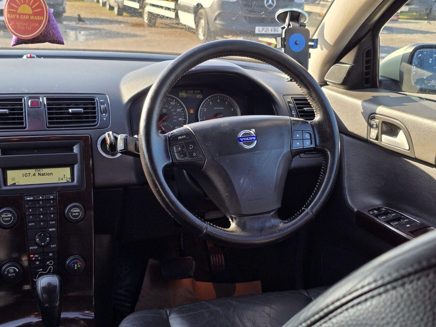 Used Volvo V50 2004 for sale - 77764175: Photo 54