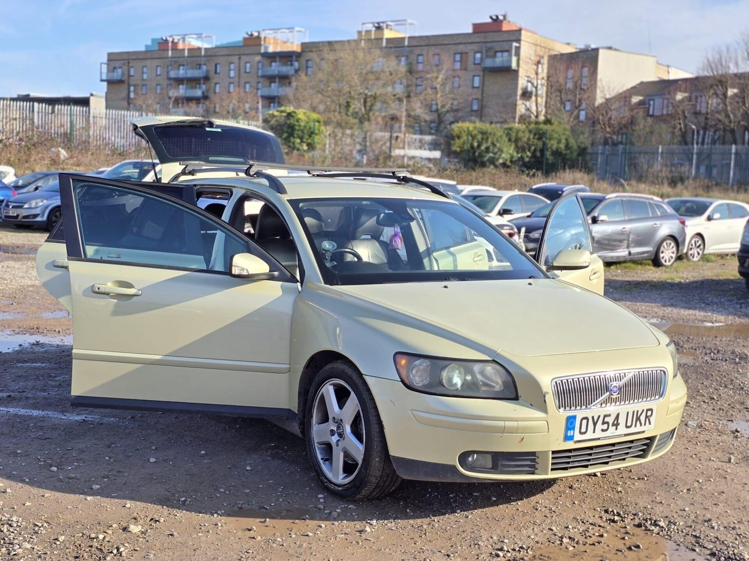 Used Volvo V50 2004 for sale - 77764175: Photo 6