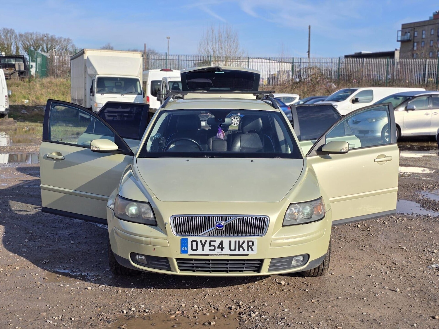 Used Volvo V50 2004 for sale - 77764175: Photo 7