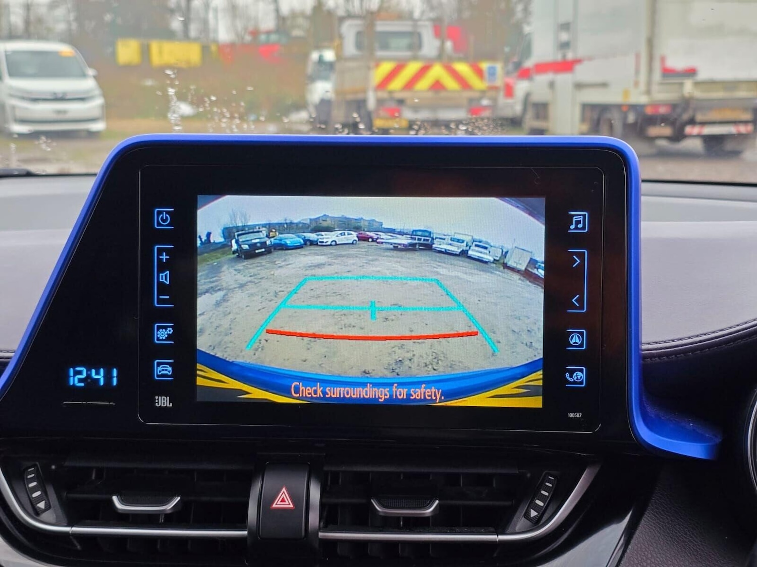 Used Toyota C-HR 2017 for sale - 76922769: Photo 32