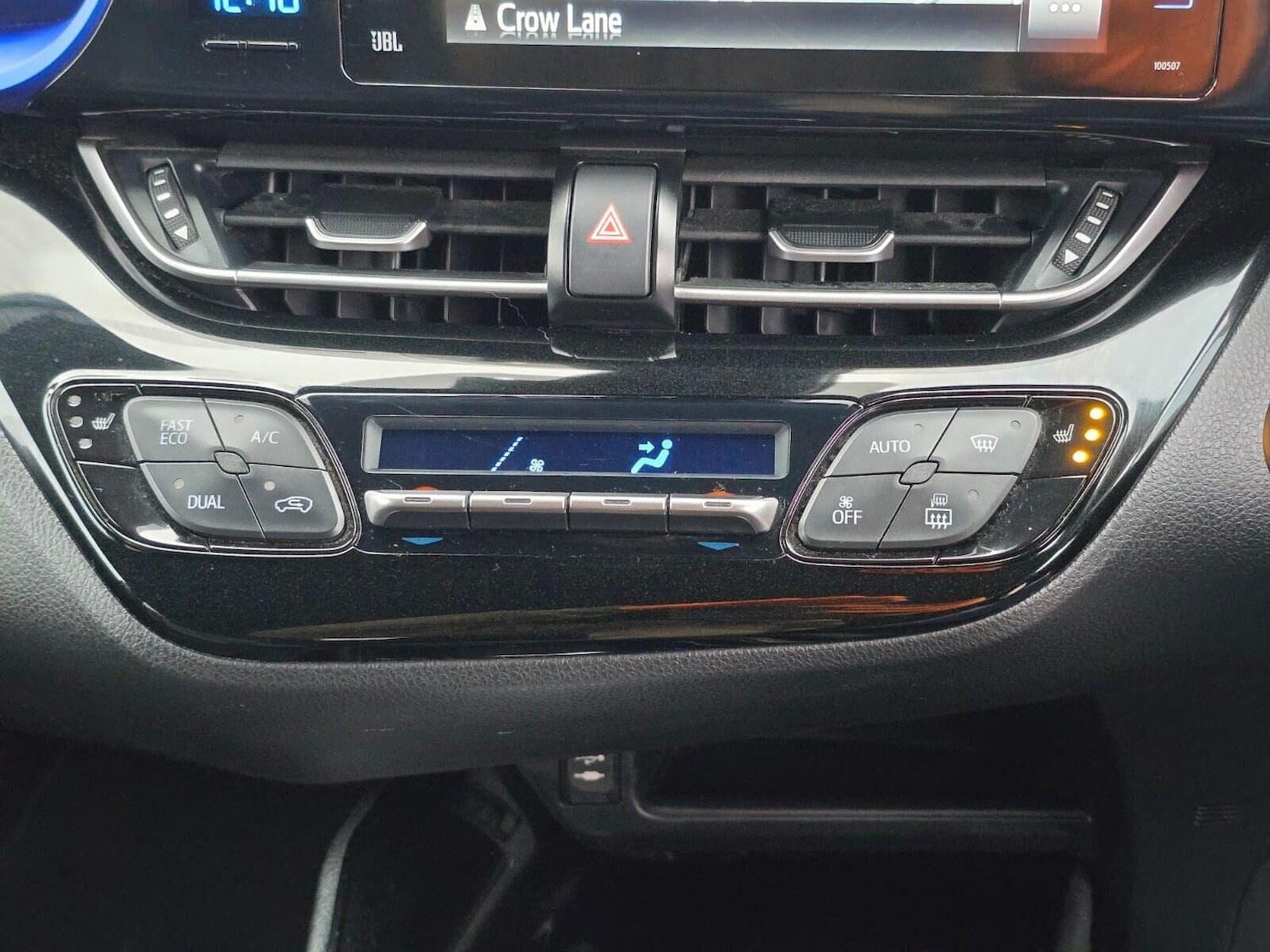 Used Toyota C-HR 2017 for sale - 76922769: Photo 60