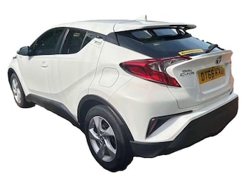 Used Toyota C-HR 2019 for sale - 78703066: Photo
