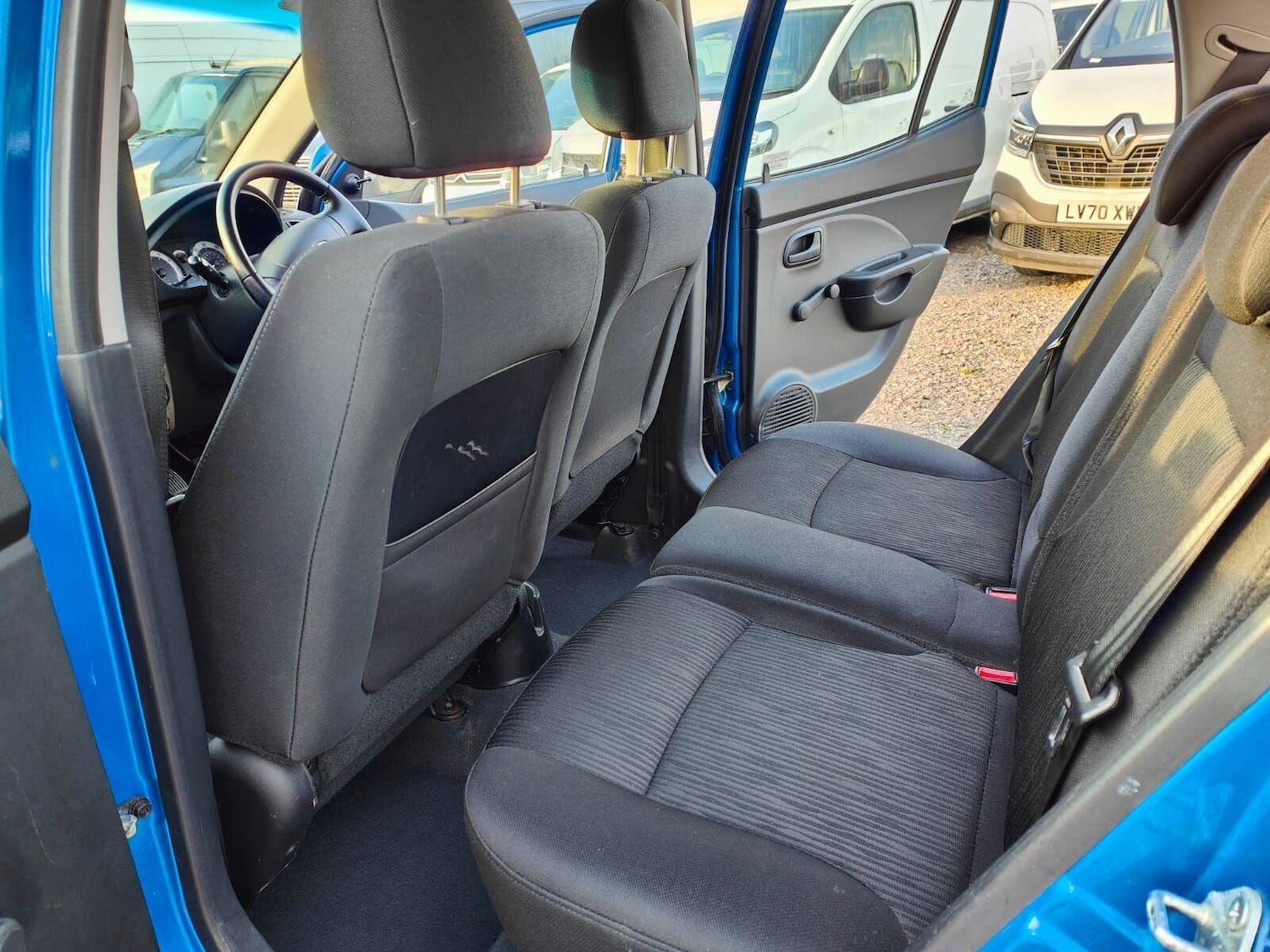 Vehicle 28