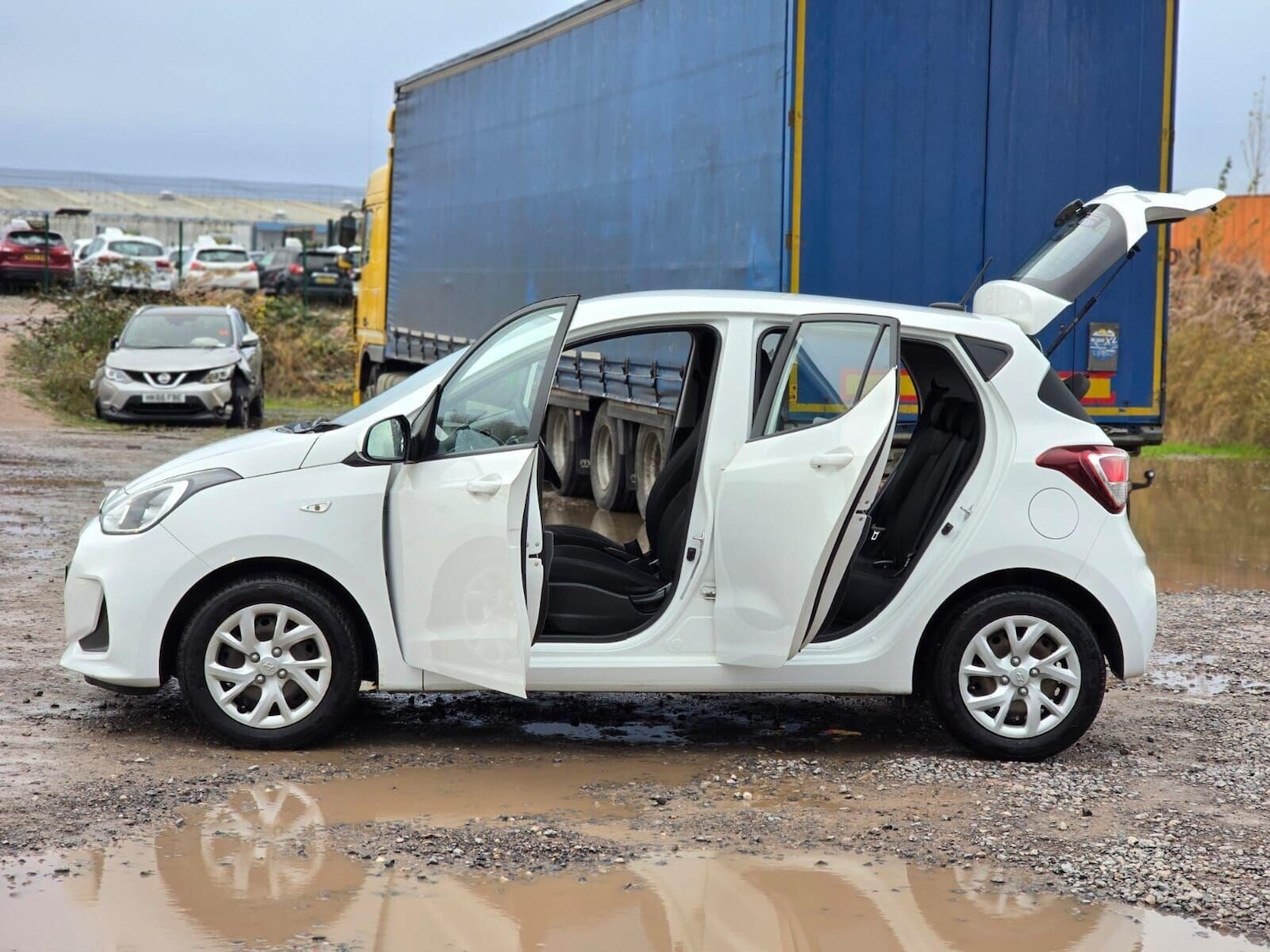 Used Hyundai i10 2018 for sale - 76783151: Photo 13
