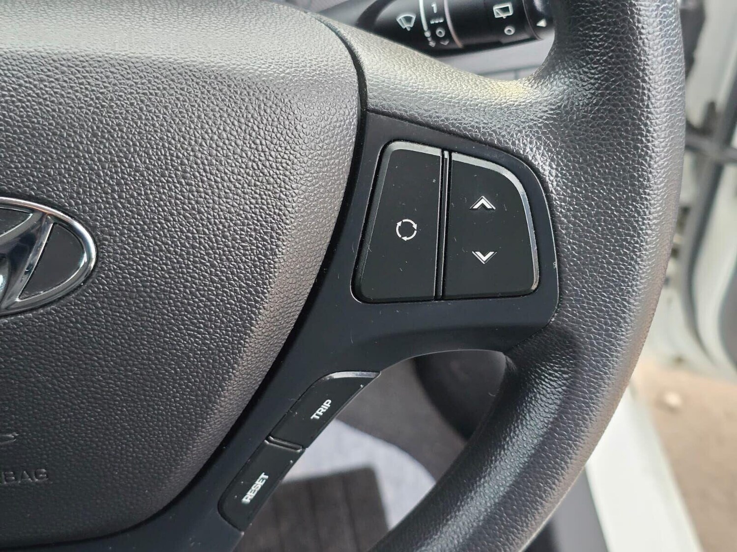 Used Hyundai i10 2018 for sale - 76783151: Photo 31