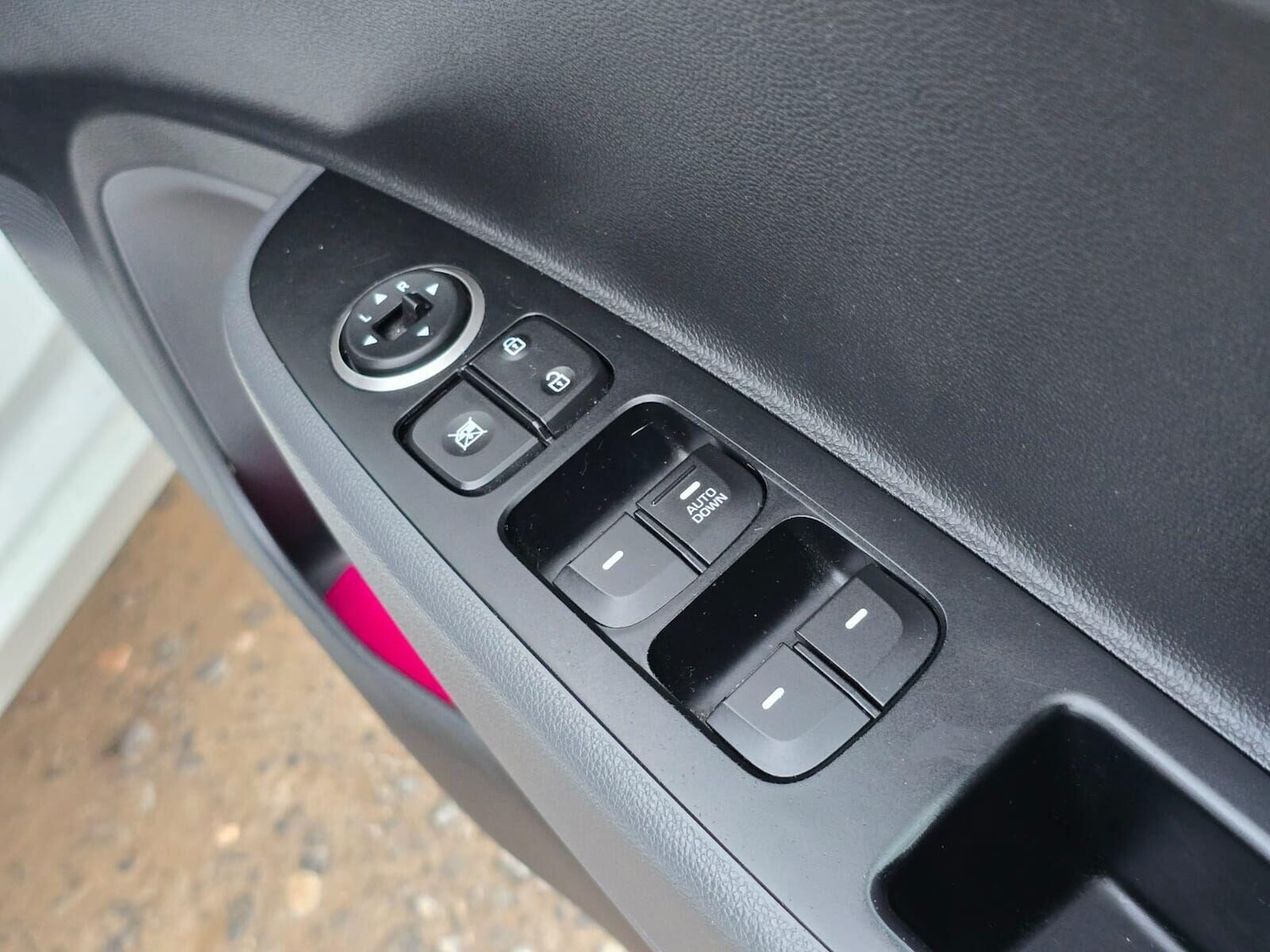 Used Hyundai i10 2018 for sale - 76783151: Photo 60