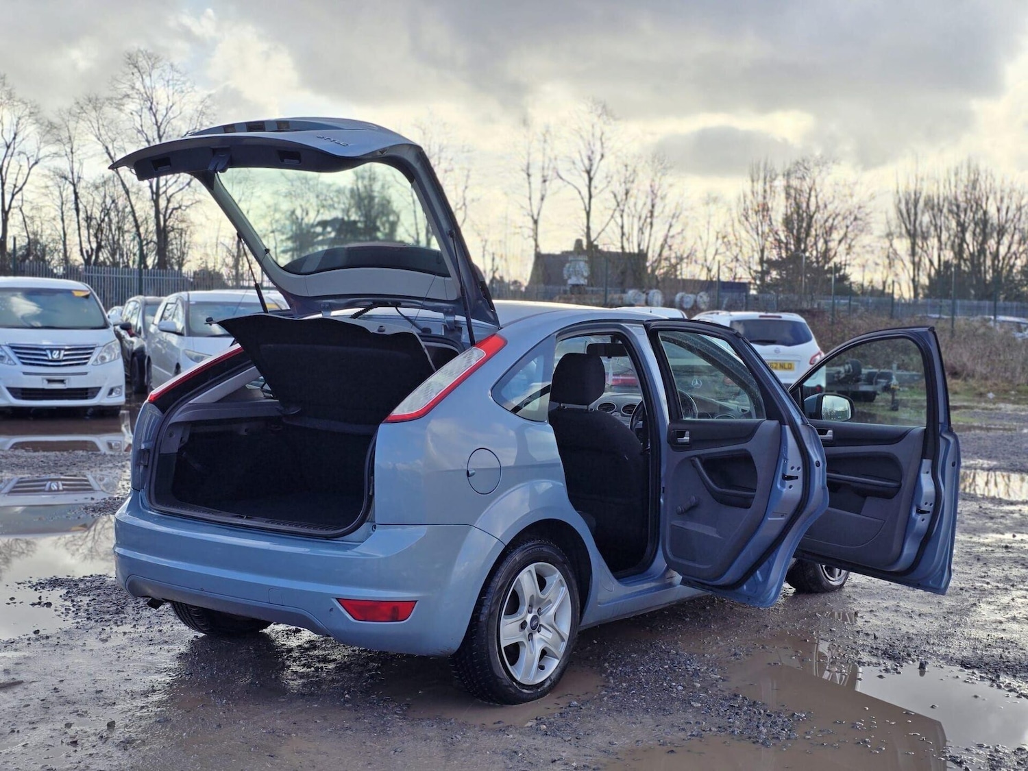 Used Ford Focus 2009 for sale - 77365441: Photo 16