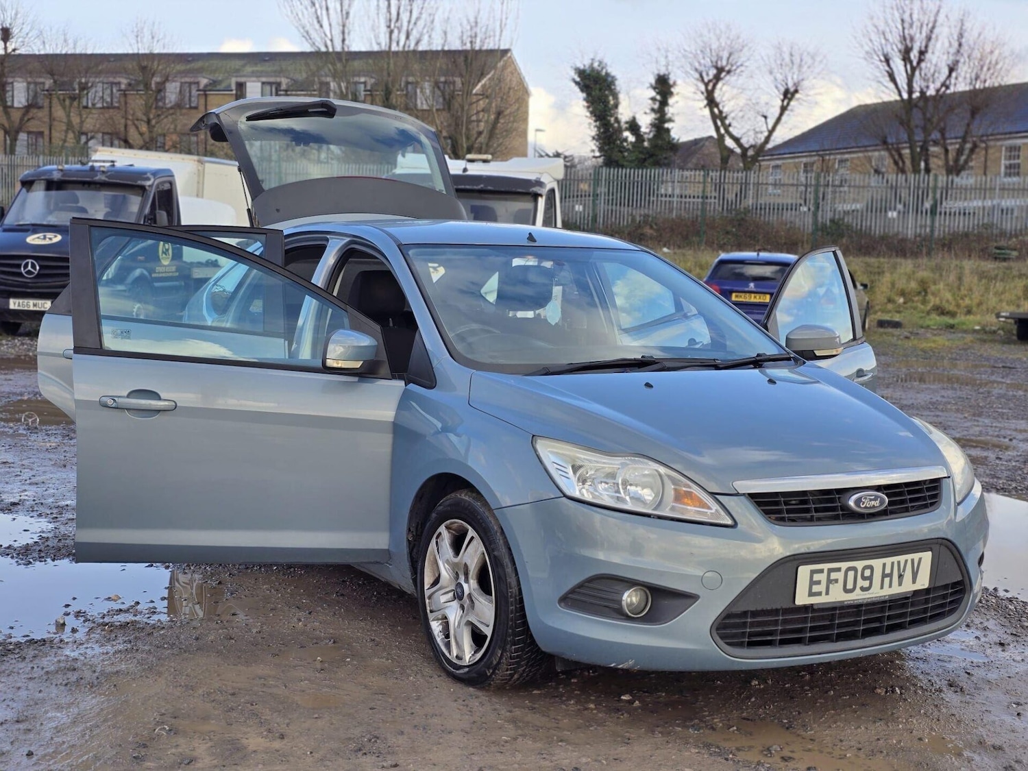 Used Ford Focus 2009 for sale - 77365441: Photo 6