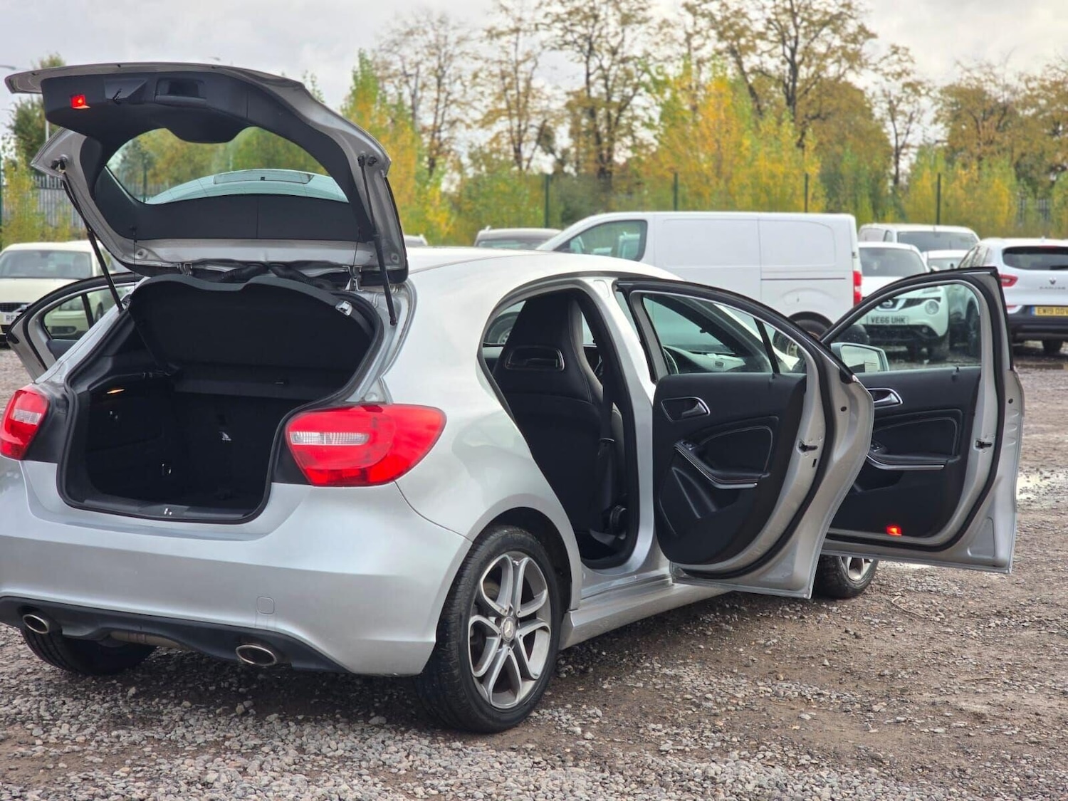 Used Mercedes-Benz A-Class 2015 for sale - 76224514: Photo 12