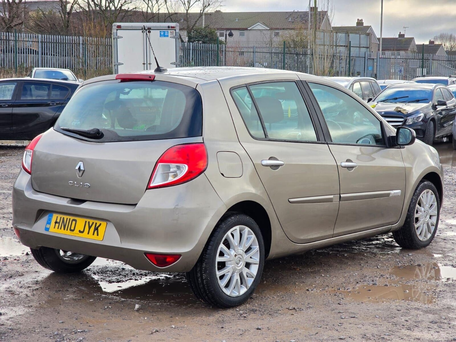 Used Renault Clio 2010 for sale - 77168672: Photo 16