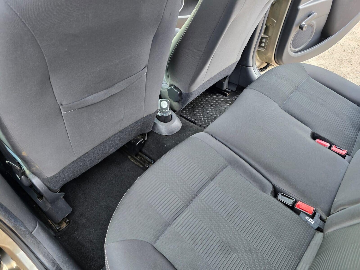 Used Renault Clio 2010 for sale - 77168672: Photo 24