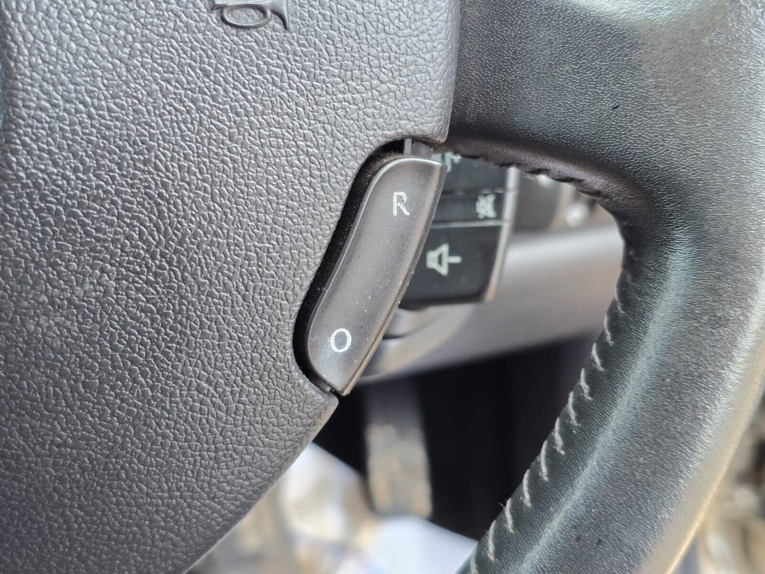 Used Renault Clio 2010 for sale - 77168672: Photo 29