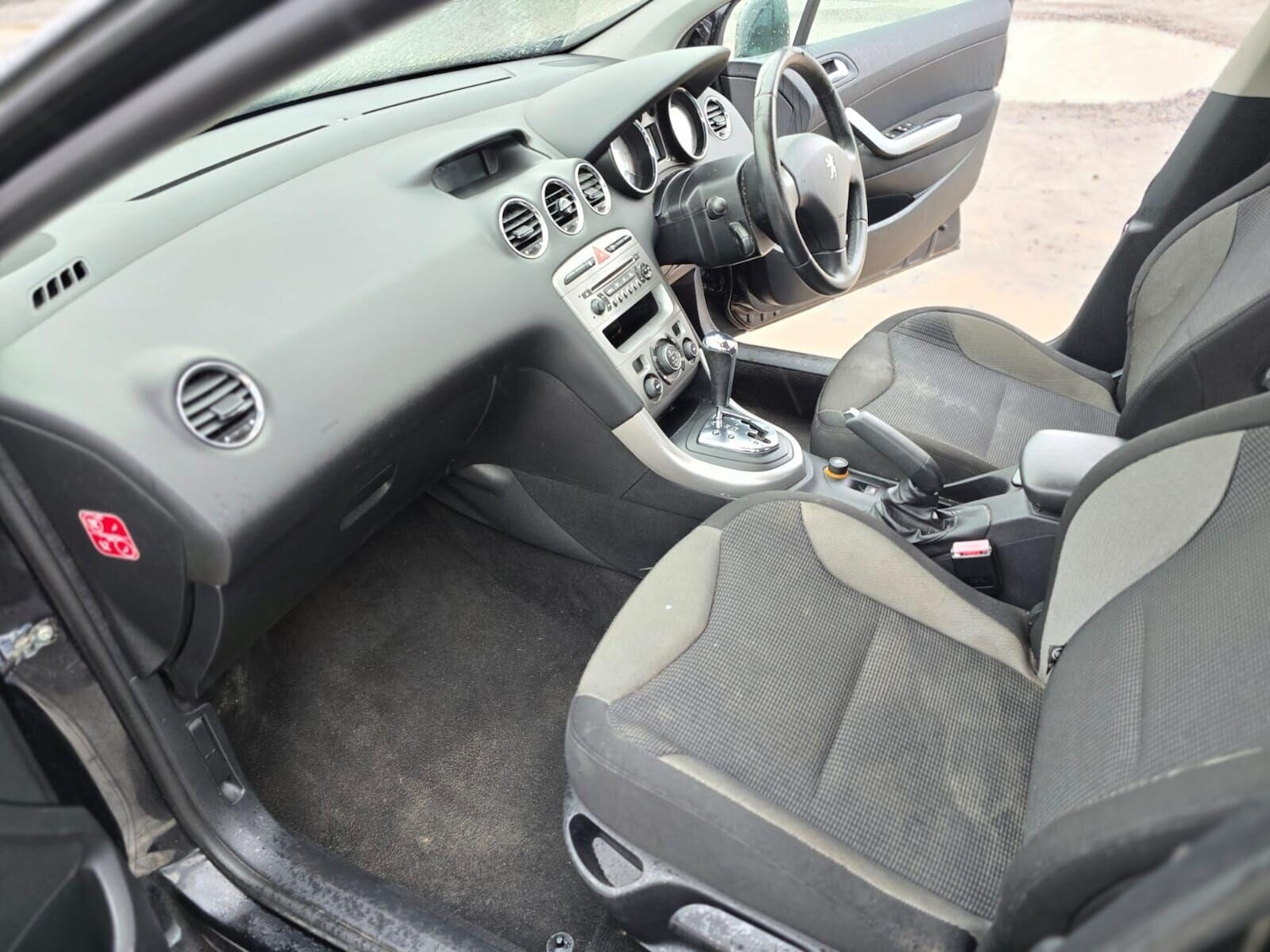 Used Peugeot 308 2008 for sale - 77506801: Photo 32